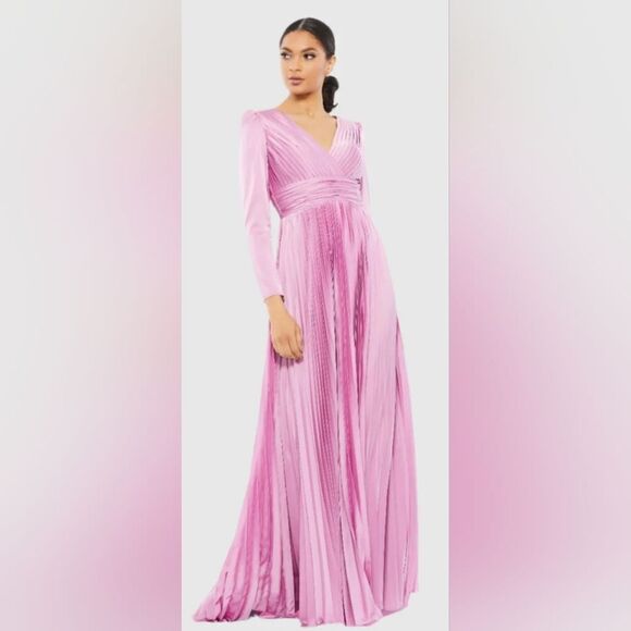 Mac Duggal 26542 Pleated Long Sleeve V-Neck Gown NWT size 8 Lilac/Pink - Picture 1 of 6